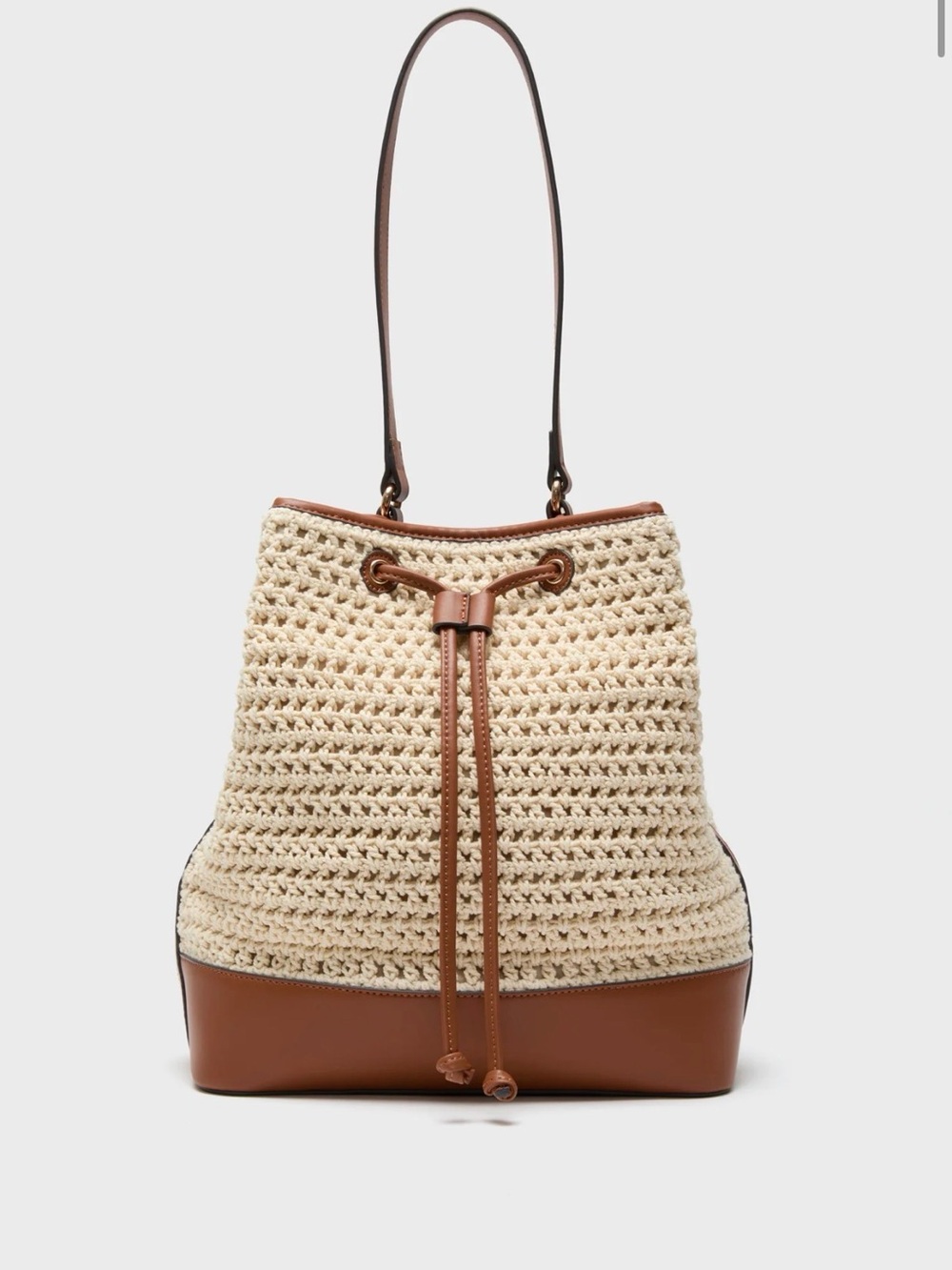 TUCKERNUCK ACCESSORIES Cream Crochet Dakota Bucket Bag